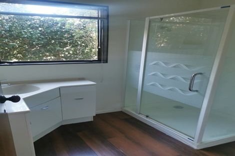 Photo of property in 3/6 Baring Terrace, Strandon, New Plymouth, 4312