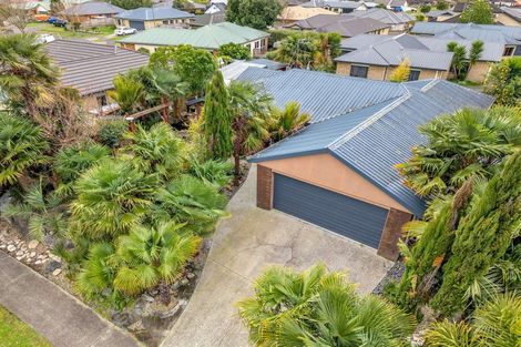 Photo of property in 2 Saxon Woods Drive, Rototuna North, Hamilton, 3210