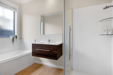 Photo of property in 64 Roy Hilton Drive, Flagstaff, Hamilton, 3210