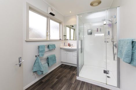 Photo of property in 10 Opawa Place, Terrace End, Palmerston North, 4410