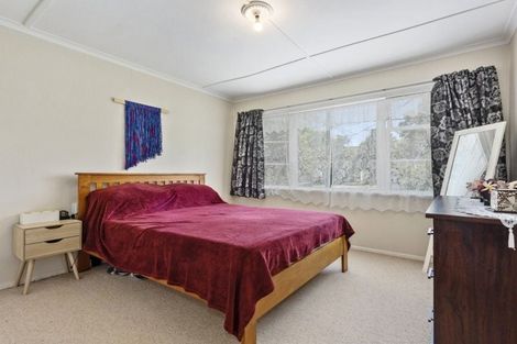 Photo of property in 13 Heretaunga Square, Silverstream, Upper Hutt, 5019