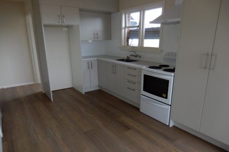 Photo of property in 120 Bowhill Road, New Brighton, Christchurch, 8083