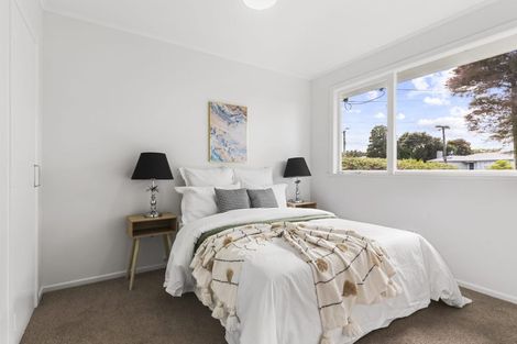 Photo of property in 11 Royal Arch Place, Rosehill, Papakura, 2113