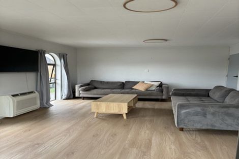 Photo of property in 118 Hillcrest Road, Raumati Beach, Paraparaumu, 5032