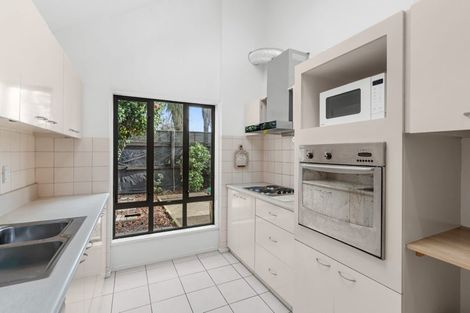 Photo of property in 1/8 Cottesmore Close, Burnside, Christchurch, 8053