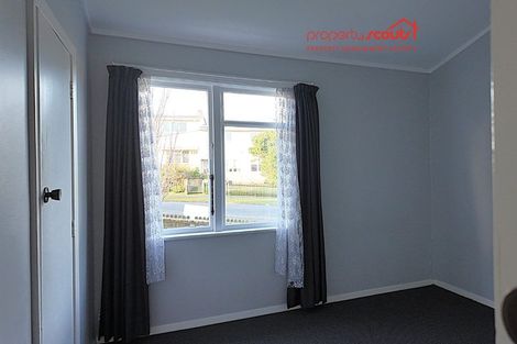 Photo of property in 78-80 Hereford Street, Cannons Creek, Porirua, 5024