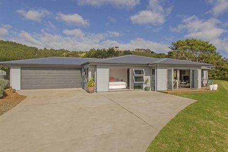 Photo of property in 44 Gray Avenue, Kuaotunu West, Whitianga, 3592