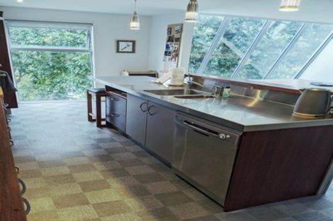 Photo of property in 126 Creswick Terrace, Northland, Wellington, 6012