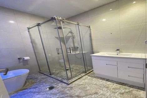 Photo of property in 128b Hutchinsons Road, Bucklands Beach, Auckland, 2014