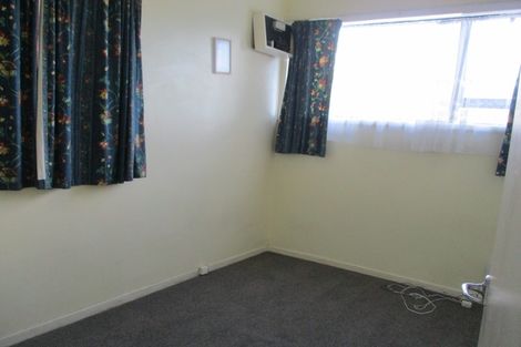 Photo of property in 81 Northland Road, Northland, Wellington, 6012