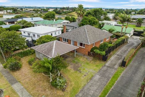 Photo of property in 5 Pacific Street, Waiuku, 2123