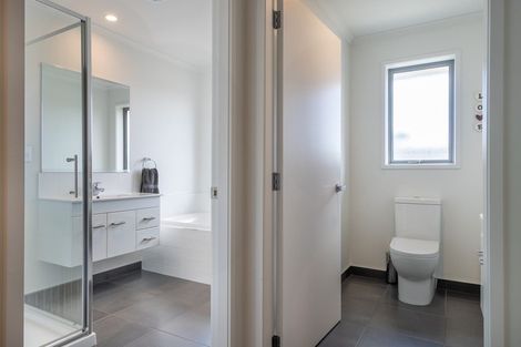 Photo of property in 48 Jarrett Terrace, Leamington, Cambridge, 3432