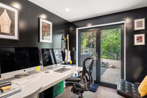 Photo of property in 120 Pipers Valley Road, Duvauchelle, Akaroa, 7581