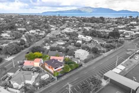 Photo of property in 69 Te Moana Road, Waikanae Beach, Waikanae, 5036