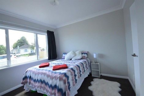 Photo of property in 15 Worcester Street, Levin, 5510