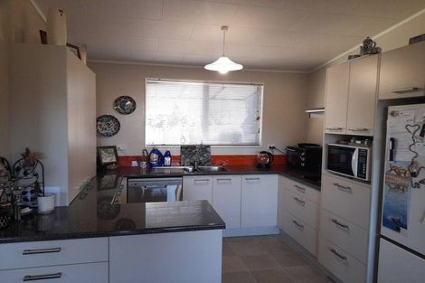 Photo of property in 27 Williams Road, Glenbrook, Waiuku, 2681