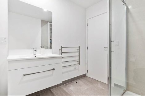 Photo of property in 2/5 Parson Lane, Papatoetoe, Auckland, 2025