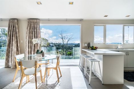 Photo of property in 8 Catrina Avenue, Birkenhead, Auckland, 0626