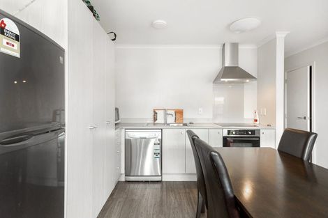 Photo of property in 53 Chiefs Court, Hamilton East, Hamilton, 3216