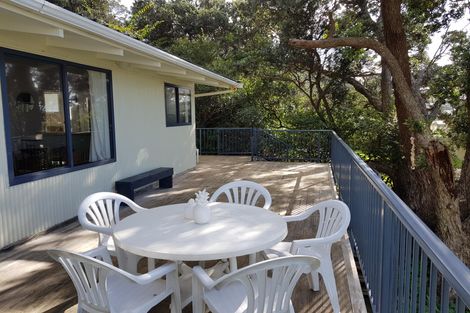 Photo of property in 171 Oakura Road, Oakura, Hikurangi, 0184