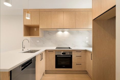 Photo of property in 21 Awhi Lane, Massey, 0614