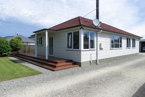 Photo of property in 88 Buller Road, Reefton, 7830