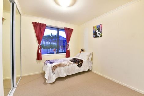Photo of property in 11 Roberta Crescent, Orewa, 0931