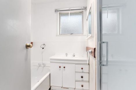 Photo of property in 30 Glendene Avenue, Glendene, Auckland, 0602