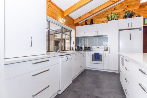 Photo of property in 16 Mcrae Road, Otewa, Otorohanga, 3972