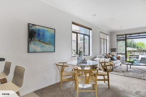 Photo of property in 11 Derg Place, East Tamaki, Auckland, 2013