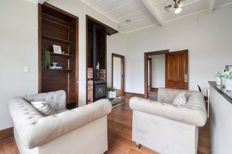 Photo of property in 66 Bridge Street, Bulls, 4818