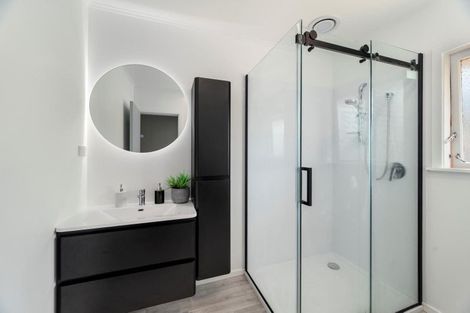 Photo of property in 37 Martin Street, Utuhina, Rotorua, 3015