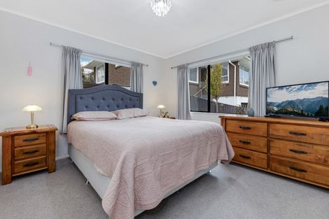 Photo of property in 2/9 Choice Avenue, Henderson, Auckland, 0612