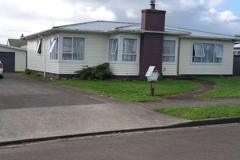 Photo of property in 3 Kauri Street, Levin, 5510