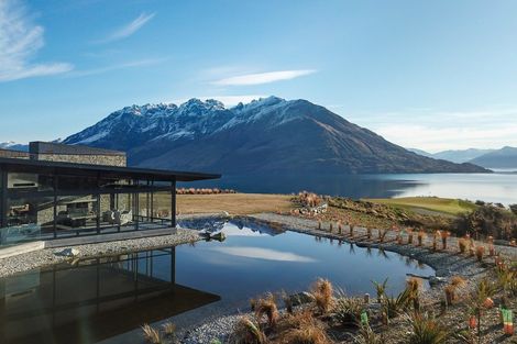 Photo of property in 7 Hidden Island Road, Jacks Point, Queenstown, 9371