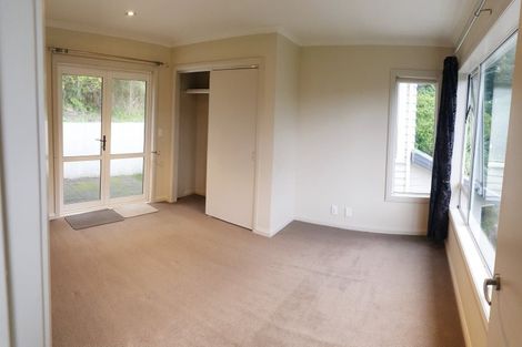 Photo of property in 1b Paisley Terrace, Karori, Wellington, 6012