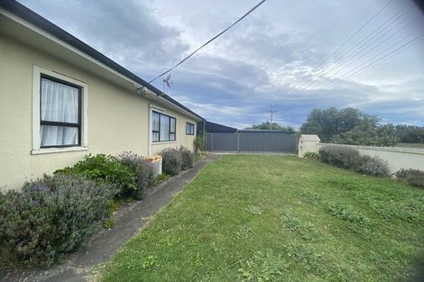 Photo of property in 21 Clifton Road, Haumoana, 4102