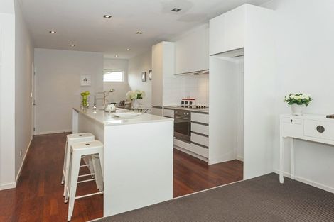 Photo of property in 32 Champion Street, Ranui, Porirua, 5024