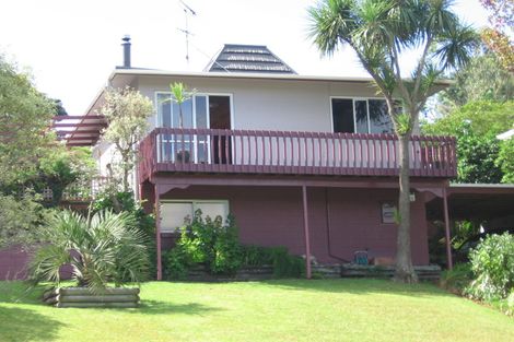 Photo of property in 18 Ragley Street, Titirangi, Auckland, 0604