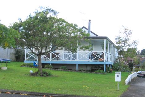 Photo of property in 12 Coubray Place, Botany Downs, Auckland, 2010
