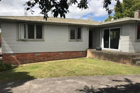 Photo of property in 4 Grainger Road, Te Atatu South, Auckland, 0610