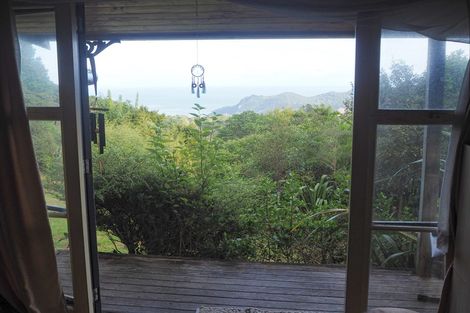 Photo of property in 122 Lone Kauri Road, Karekare, New Lynn, 0772