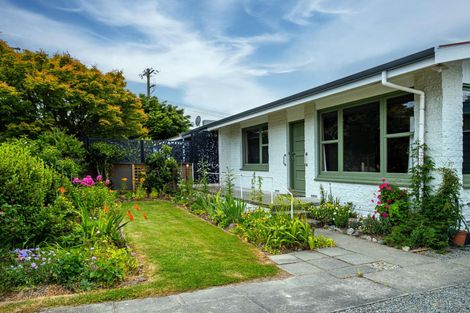 Photo of property in 2/4 Mckenzie Street, Geraldine, 7930