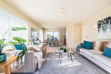 Photo of property in 1/3a Gordon Avenue, Forrest Hill, Auckland, 0620