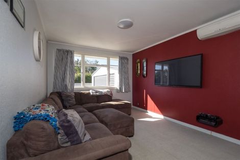 Photo of property in 59 Mcmurdo Street, Tinwald, Ashburton, 7700