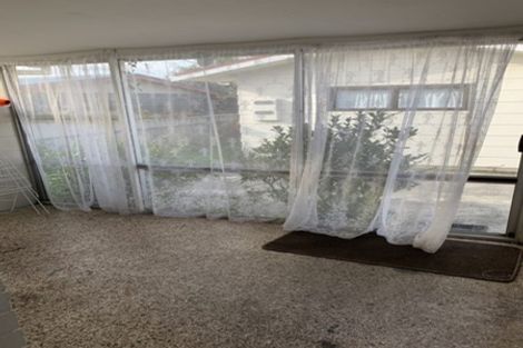 Photo of property in 6 Valentine Street, Papakura, 2110