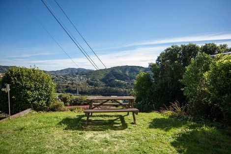 Photo of property in 17 Bedford Street, Northland, Wellington, 6012