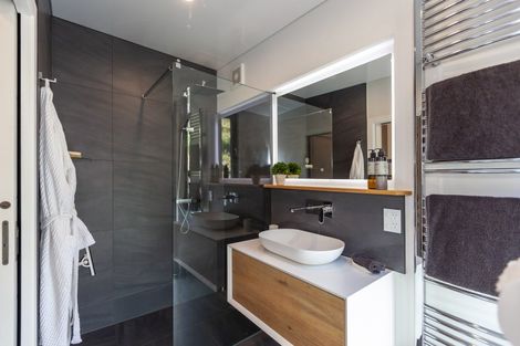 Photo of property in 101 Kakariki Grove, Waikanae, 5036