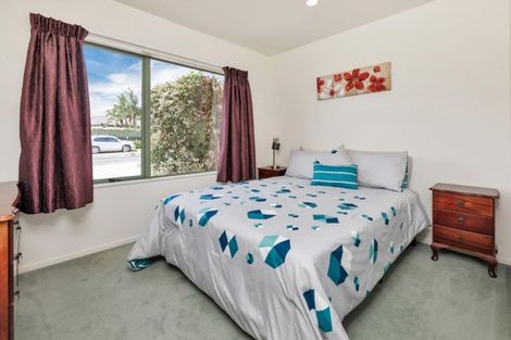 Photo of property in 4 Ash Street, Maungaturoto, 0520