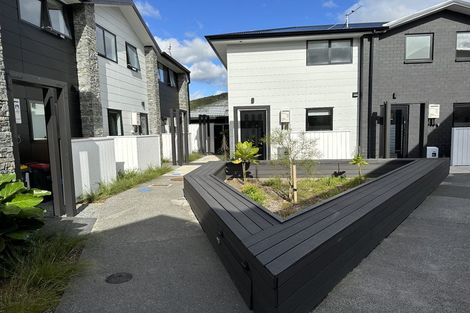 Photo of property in 9/123 Cambridge Terrace, Fairfield, Lower Hutt, 5011